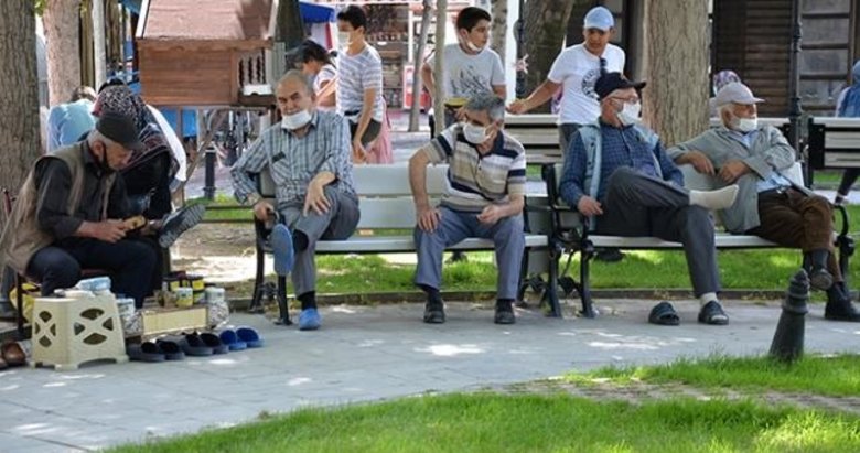 Afyonkarahisar’da 65 yaş ve üzerindekilere sokağa çıkma kısıtlaması getirildi