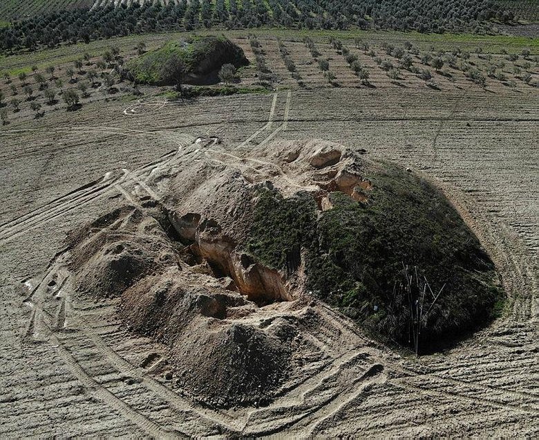 Define uğruna tarihi talan ettiler! Kral mezarları yok olma tehlikesi ile karşı karşıya