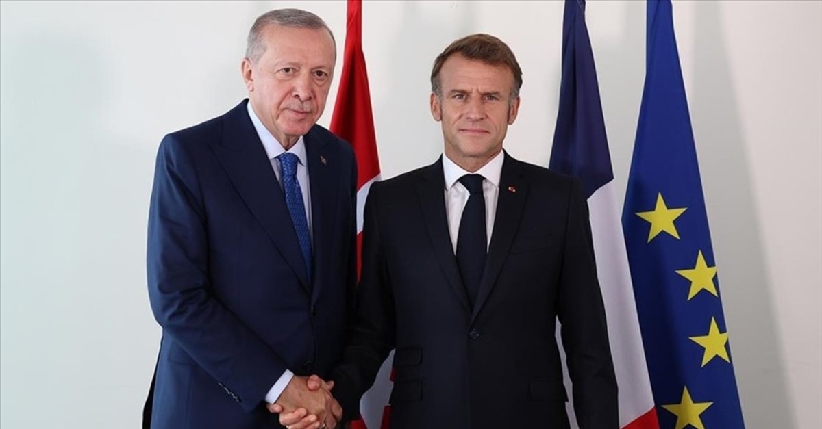 Başkan Erdoğan, Macron ile görüştü