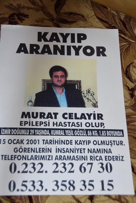 İzmir’de 18 yıl önce kaybolan kardeşini ararken 18 kişinin bulunmasını sağladı
