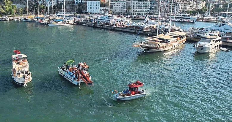 Fethiye’deki dip çamuru Çin gemisi ile temizlenecek