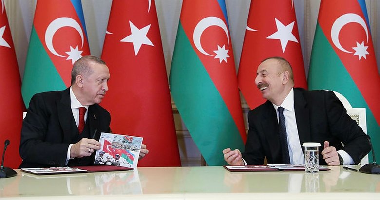 Azerbaycan ile Türkiye arasında vizeler karşılıklı olarak kaldırıldı!