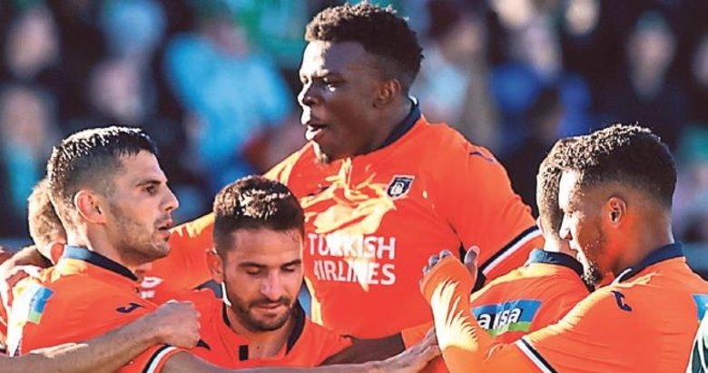 Başakşehir avantajı kaptı