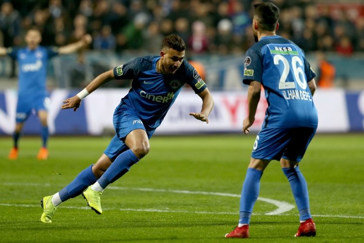 Galatasaray transferde gözünü kararttı! Trezeguet geliyor mu? İşte son dakika Galatasaray transfer haberleri...