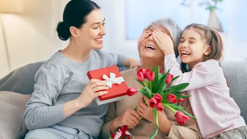 En güzel, resimli Anneler Günü mesajları! Anneler Günün kutlu olsun