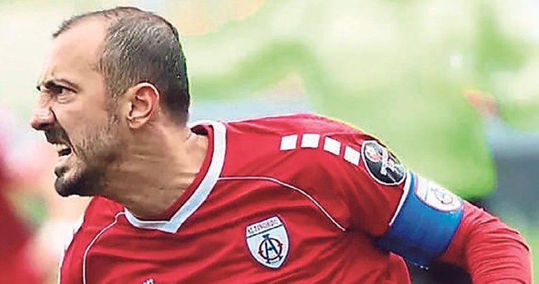 Tesellisi Ahmet İlhan