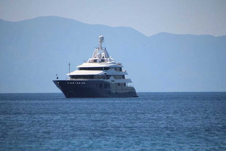 Dünyanın en büyüklerinden! Rus milyarderin yatı Bodrum’da