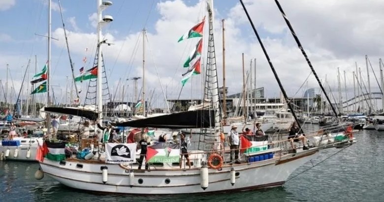 Sumud Filosu’nu Yunanistan açıklarında engelleme girişimi: Ege’de İHA’ya saldırdılar