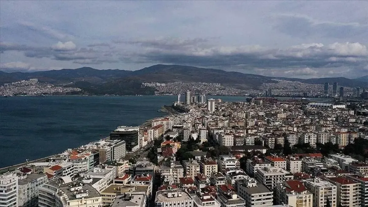 İlklerin şehri İzmir