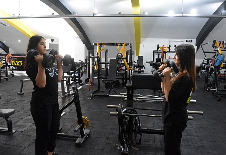 Depremzede Zehra bilek gücüyle hayata tutundu