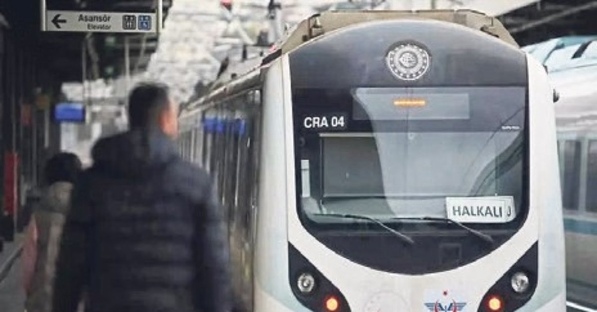 İZBAN bayramda ücretsiz