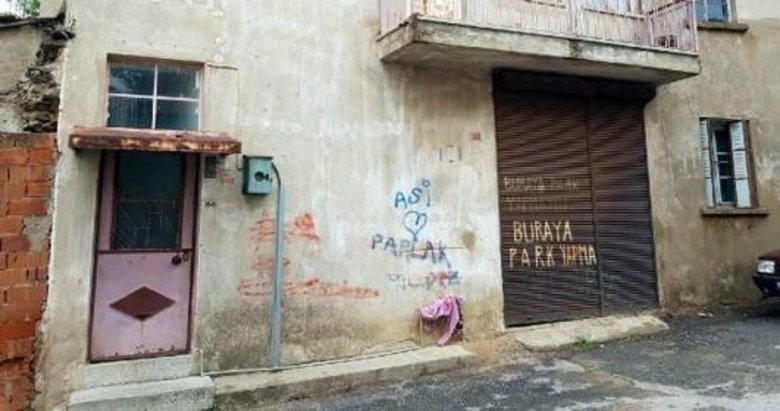 İzmir’de evinin altındaki depoda intihar etti