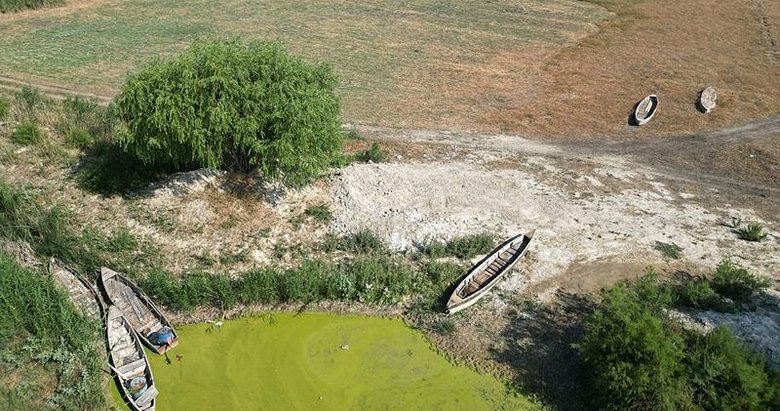 Türkiye’nin en büyük göllerinden biriydi! Eber Gölü’nde içler acısı manzara