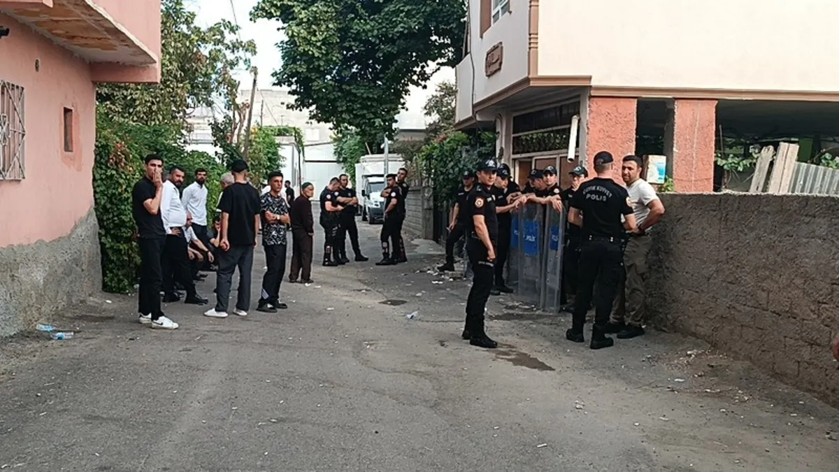 Batman'da kan donduran dehşet! Annesini öldürüp…