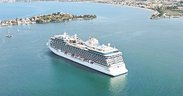Fethiye’ye sezonun ilk kruvaziyer gemisi geldi