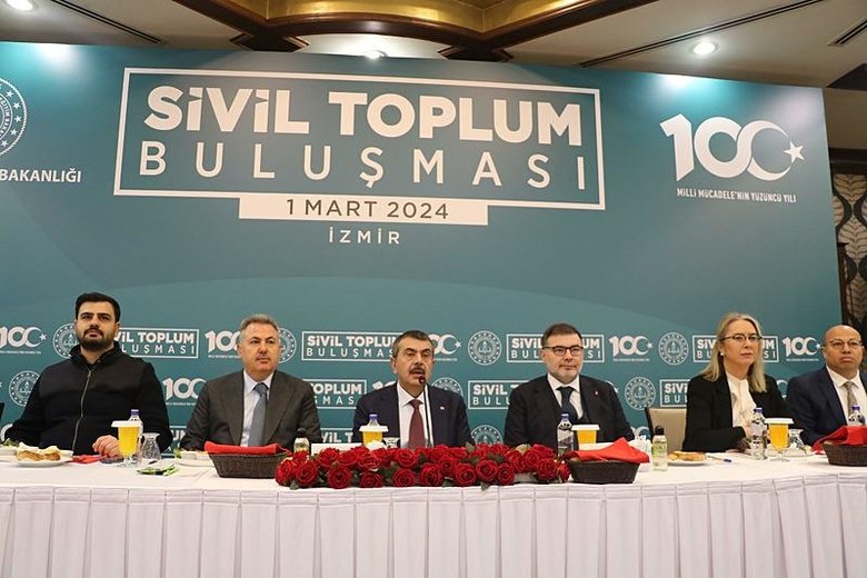 Bakan Tekin İzmir’de konuştu: Genel bütçeden en büyük pay eğitime ayrıldı