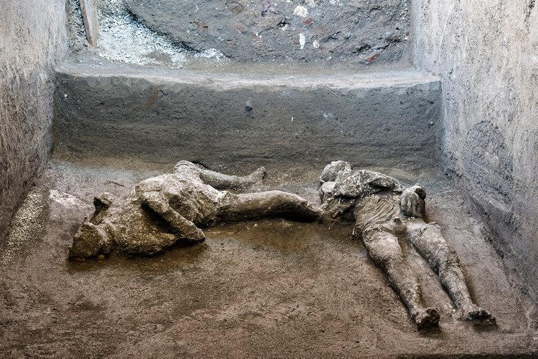 Pompeii’deki kazıda efendi ve kölesinin ’neredeyse mükemmel’ korunmuş kalıntıları bulundu