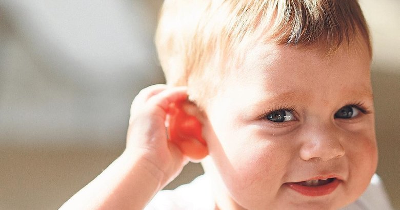 Kepçe kulak ameliyatları çocukların sosyal gelişimini artırıyor