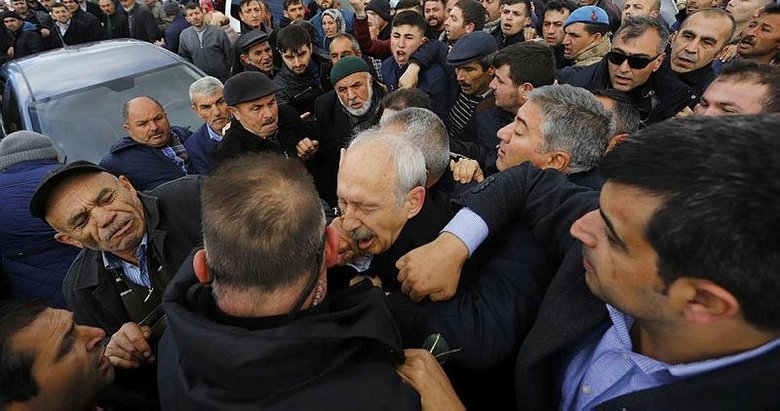 Kemal Kılıçdaroğlu’na şehit cenazesinde saldırı