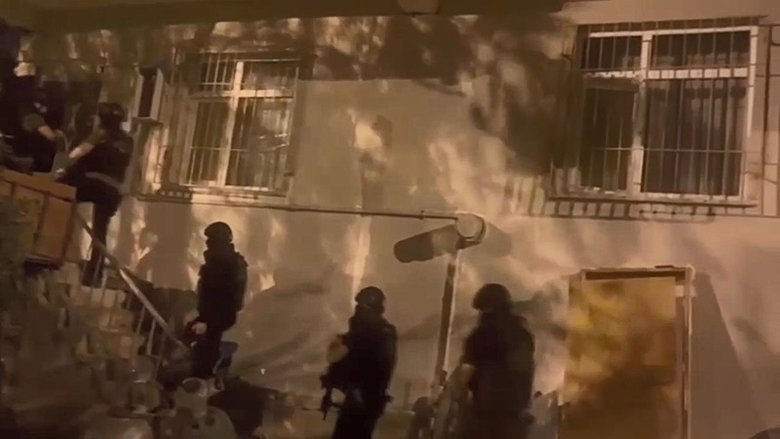 Kırmızı bültenle aranıyorlardı: 9 DEAŞ’lı İstanbul’da yakalandı!