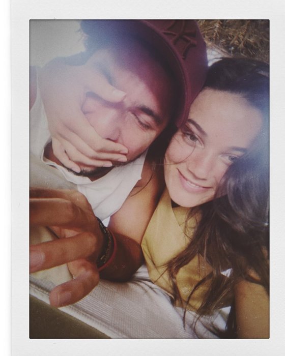 Pınar Deniz aileye girdi! Ufukta evlilik mi var?