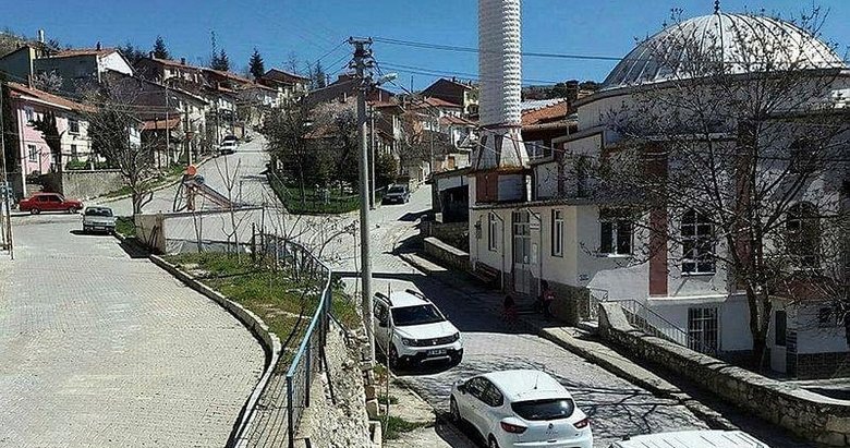Cami imamı koronaya yakalandı, cemaat karantinaya alındı