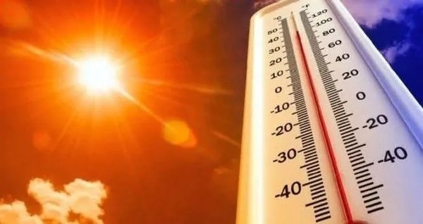 Muğla’da kavurucu sıcaklar! 40 dereceyi görenler sahillere akın etti