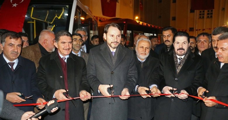 Ağrı’da 66 yeni halk otobüsü Bakan Albayrak’ın katılımı ile hizmete başladı