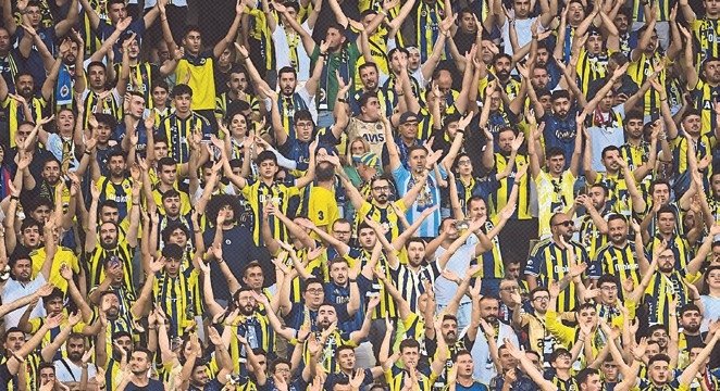Fenerbahçe’den müthiş zafer