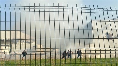 Manisa’da fabrika bahçesinde yangın! Dumanlar gökyüzünü kapladı