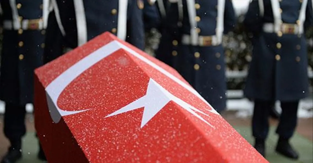 Mersin'de trafik kazasında yaralanan polis memuru Serkan Ünal yaşamını yitirdi; Kırıkkale'de defnedildi