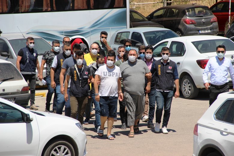 Bodrum’da fuhuş çetesi çökertildi! Çetenin aylık geliri dudak uçuklattı