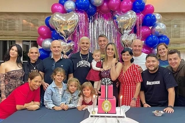 Devrim Özkan Galatasaray’ın yıldızıyla aşk mı yaşıyor?