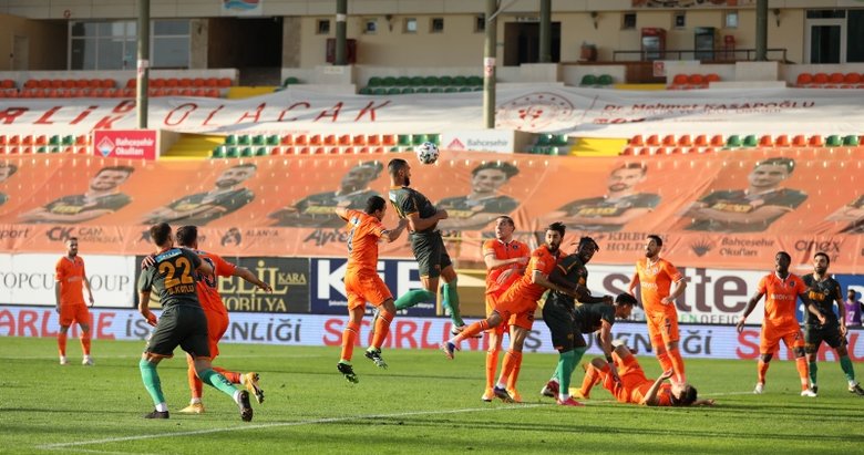 Alanya kendine geldi