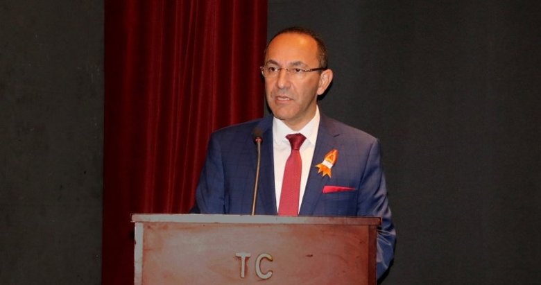 FETÖ’den tutuklanan Burak Oğuz’un yerine Urla Kaymakamı Can görevlendirildi