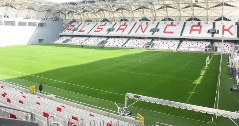 Alsancak Mustafa Denizli Stadı onaylandı, ilk maç cuma günü