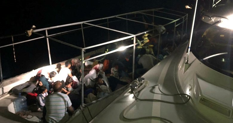 Aydın Didim’de 54 düzensiz göçmen yakalandı