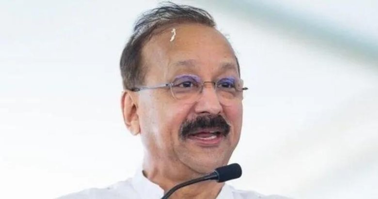 Hindistan’da silahlı saldırı: Müslüman siyasetçi öldürüldü