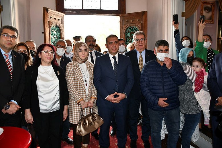 Çini sanatı bu kez SMA hastası bebek İkra Deniz için Çini sanatı bu kez SMA hastası bebek İkra Deniz için