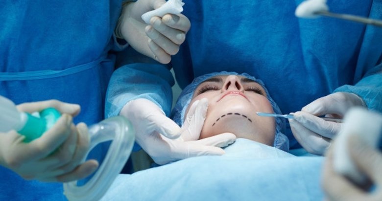 Estetik ve plastik cerrahide kombine ameliyatlar