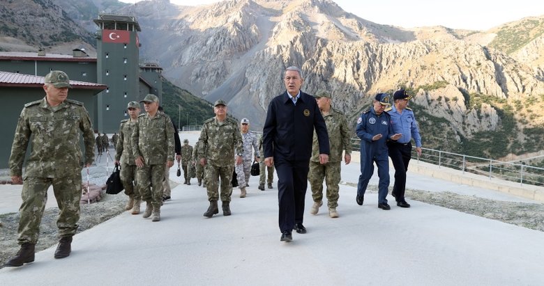 Milli Savunma Bakanı Hulusi Akar: Terörle mücadelemiz sürecek
