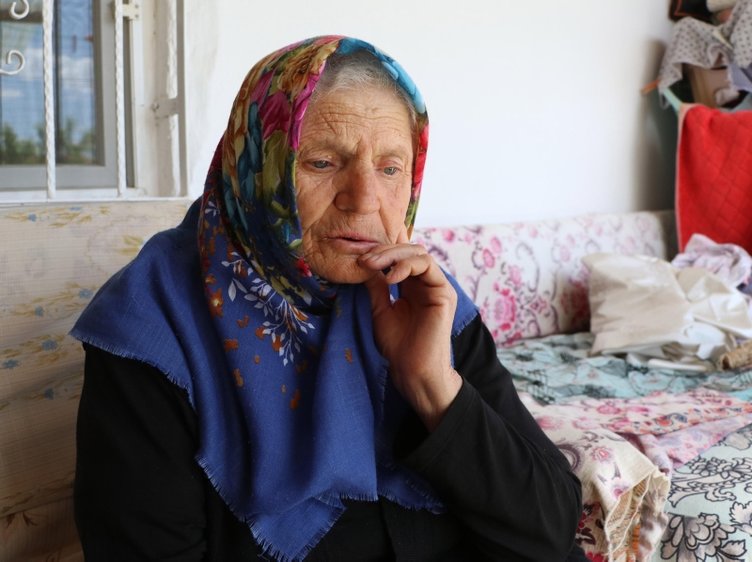 Denizli’de yaşlı kadın jandarmadan geçeği öğrenince baygınlık geçirdi