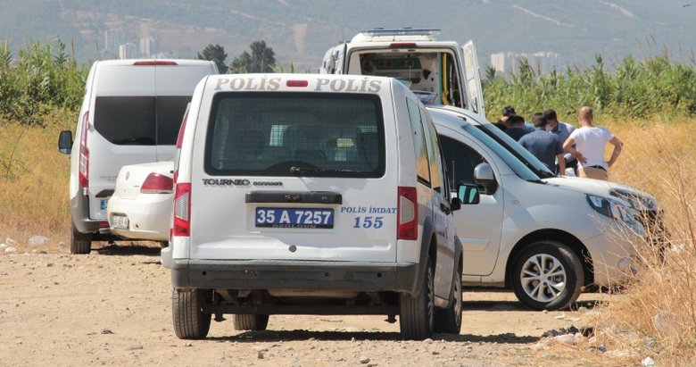 İzmir’de şüpheli ölüm! Aracının yanında ölü bulundu