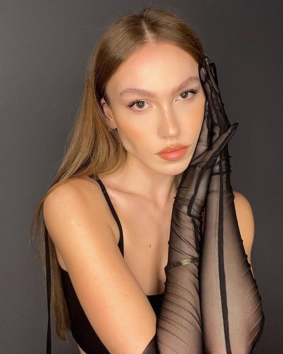 Duygu Özaslan’dan takipçilerini üzen haber!