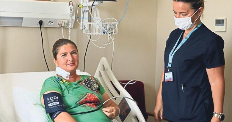 Bağışlanan böbrekle çifte bayramı yaşadı