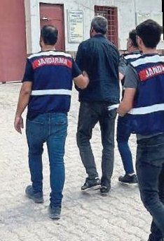 Hatay’da iki DEAŞ’lı el bombaları ile yakalandı