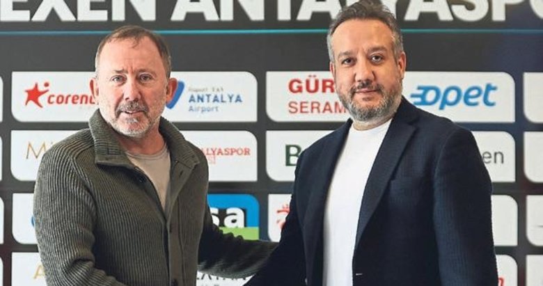 Antalyaspor’da Yalçın imzaladı