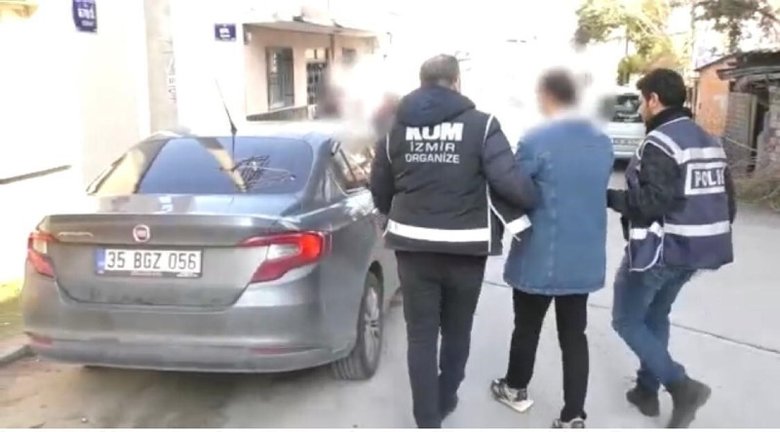 İzmir merkezli 4 ilde FETÖ’ye ’Gazi Turgut Aslan’ Operasyonu! Çok sayıda gözaltı kararı