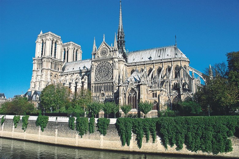 Taşlara işlenen bellek: Notre Dame Katedrali