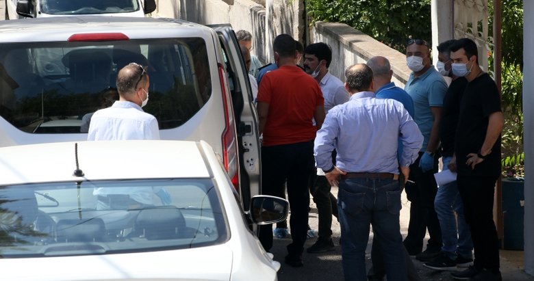 Uzaklaştırma kararı olan eski karısını boğarak öldürdü